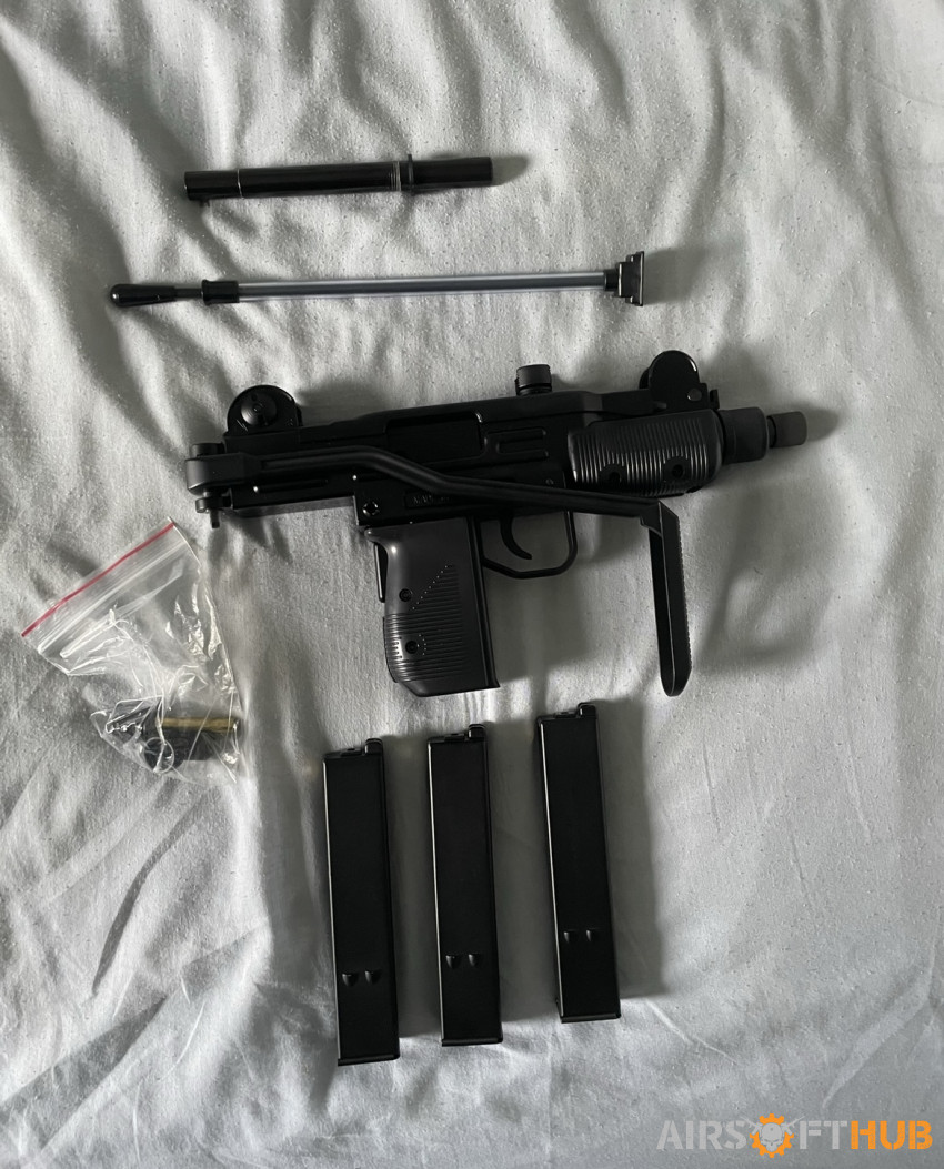 KWC Uzi Full&Semi Auto! - Used airsoft equipment