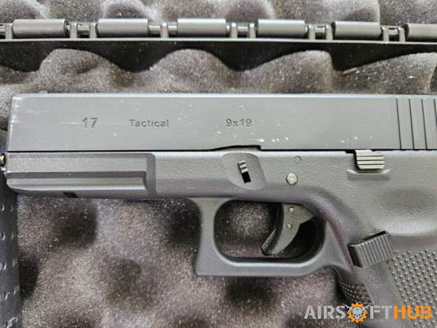 Glock 17 - Used airsoft equipment