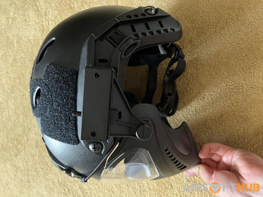 Fast Helmet with face shield - Used airsoft equipment