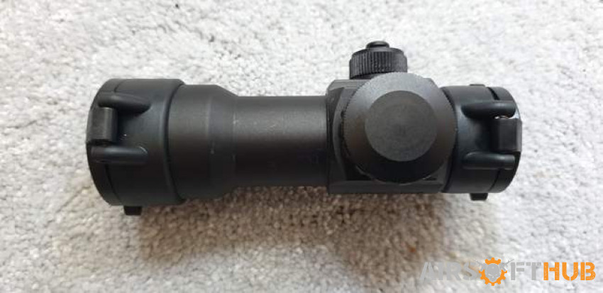 AIMPOINT R/G/B DOT SCOPE - Used airsoft equipment