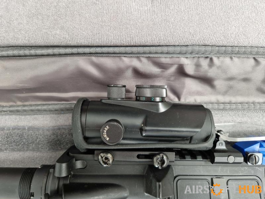 M4 Assualt Rifle + Accessories - Used airsoft equipment