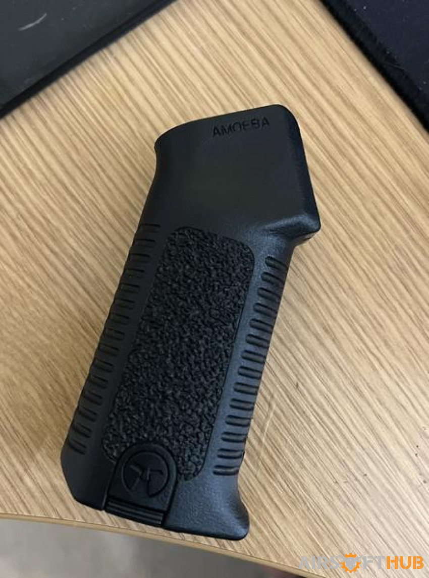 Amoeba pistol grip - Used airsoft equipment