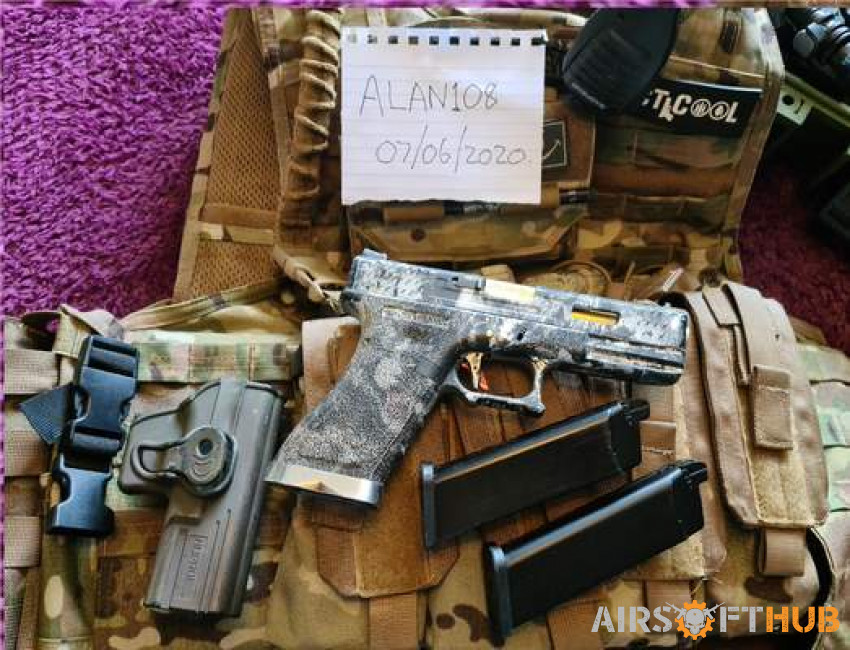 WE Custom Glock - Used airsoft equipment