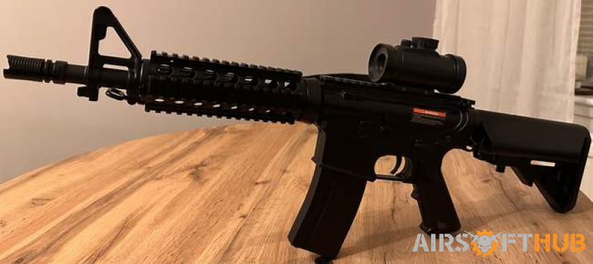 M4 electric rifle. - Used airsoft equipment