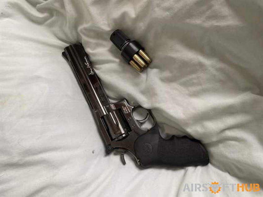 Dan Wesson Revolver - Used airsoft equipment