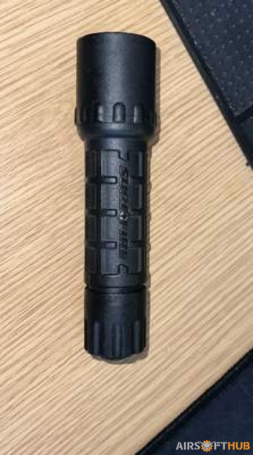 Surefire G2 LED flashlight - Used airsoft equipment