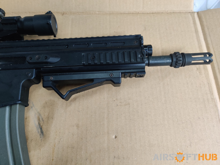 Scar L AEG - battery + mags - - Used airsoft equipment