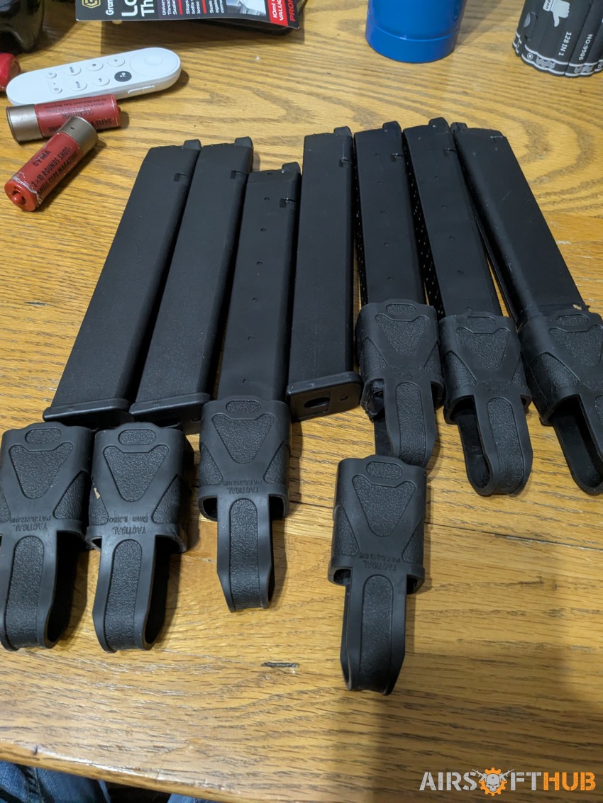 Glock extendo magazines - Used airsoft equipment