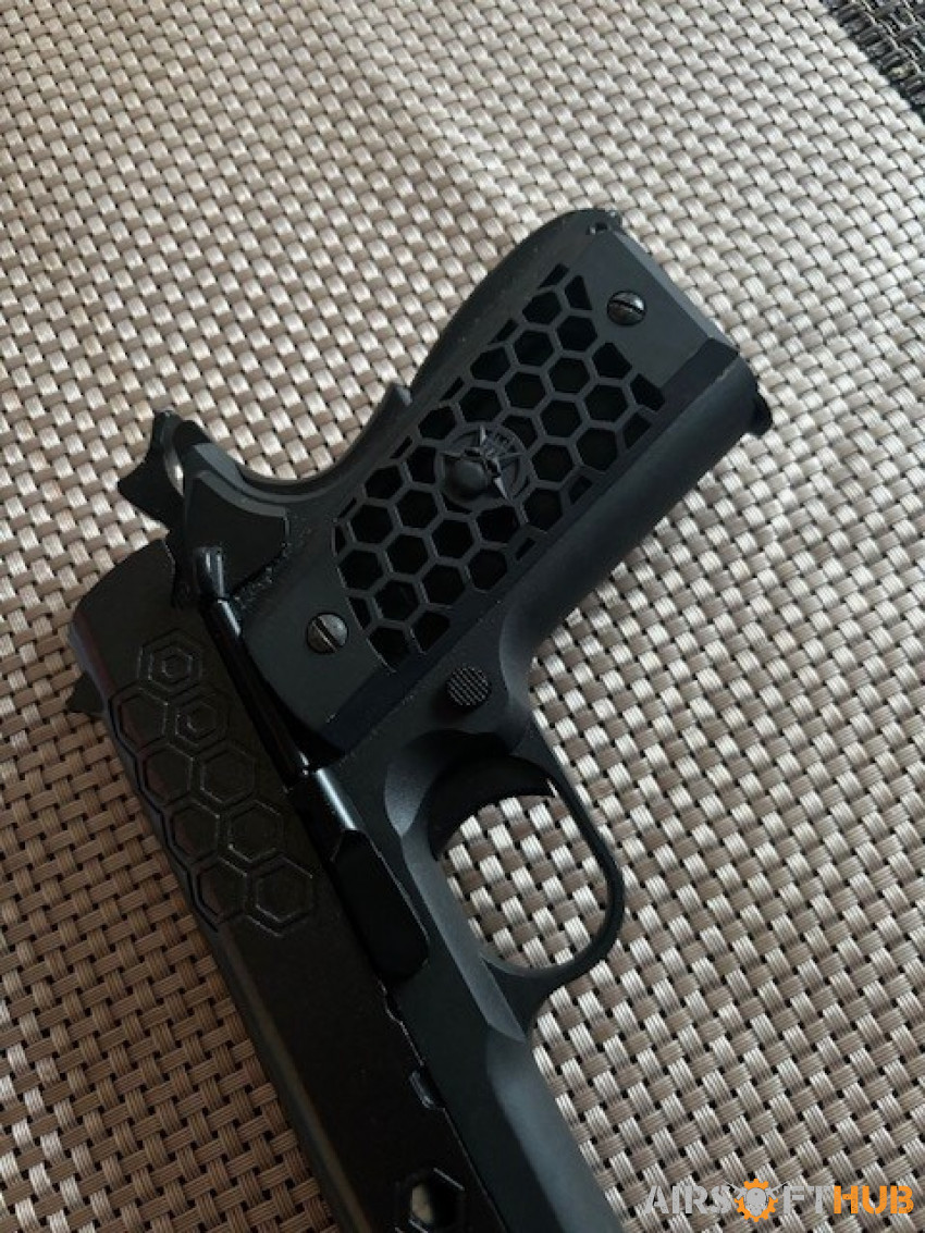 WE 1911 Hex Pistol - Black - Used airsoft equipment