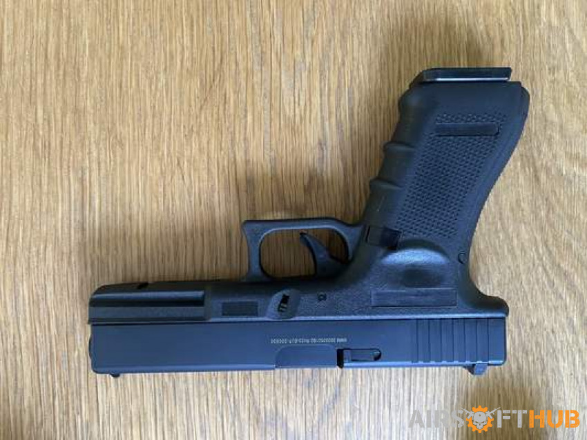 Glock 17 GBB pistol, extras - Used airsoft equipment