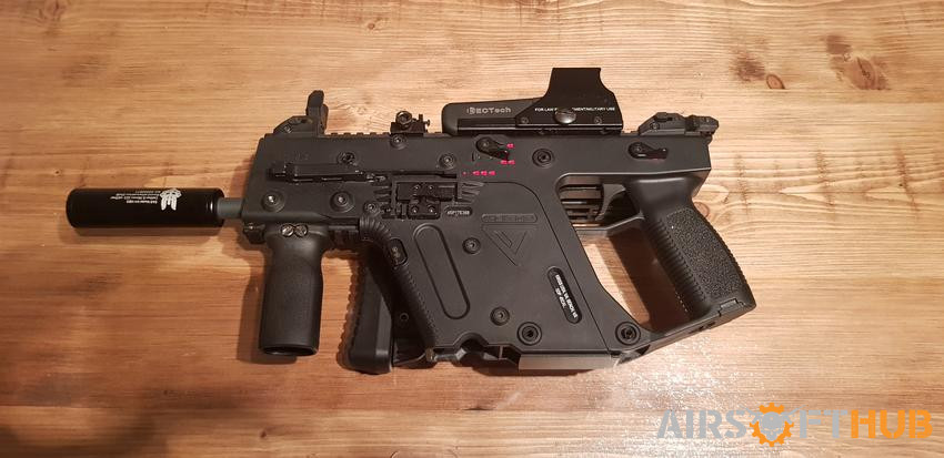 Ares G2 Vector Cayote - Used airsoft equipment