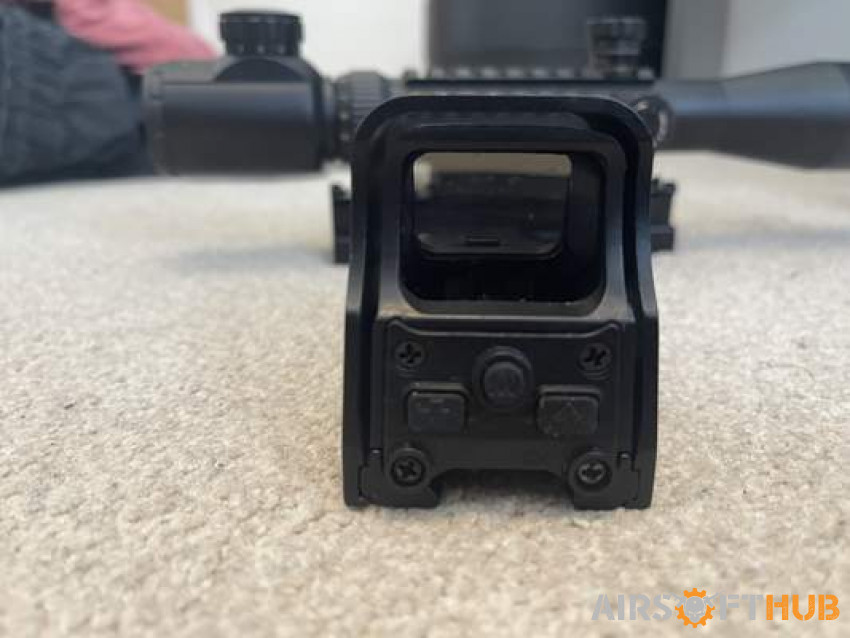 Holosight and 3-9x scope - Used airsoft equipment