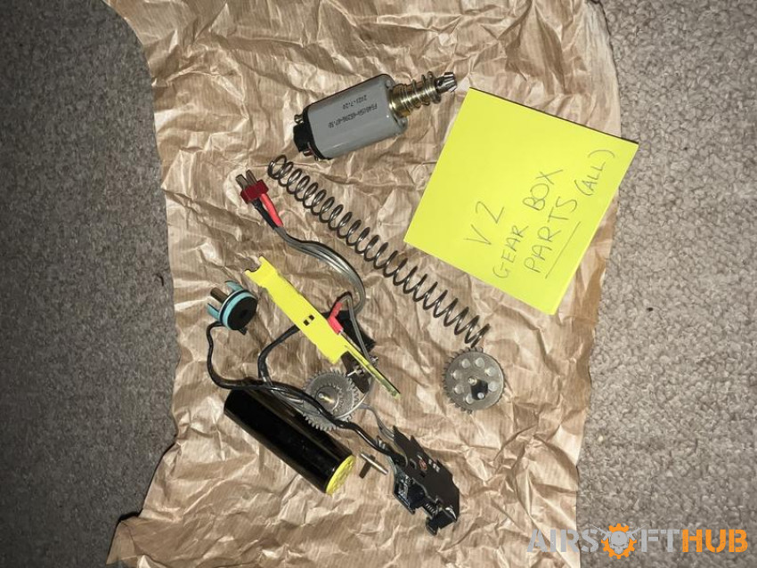 V2 gears (offer) - Used airsoft equipment