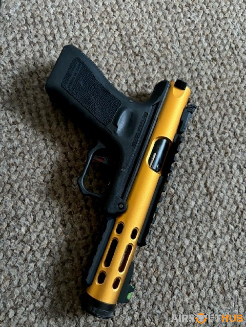 We galaxy Gbb gold - Used airsoft equipment