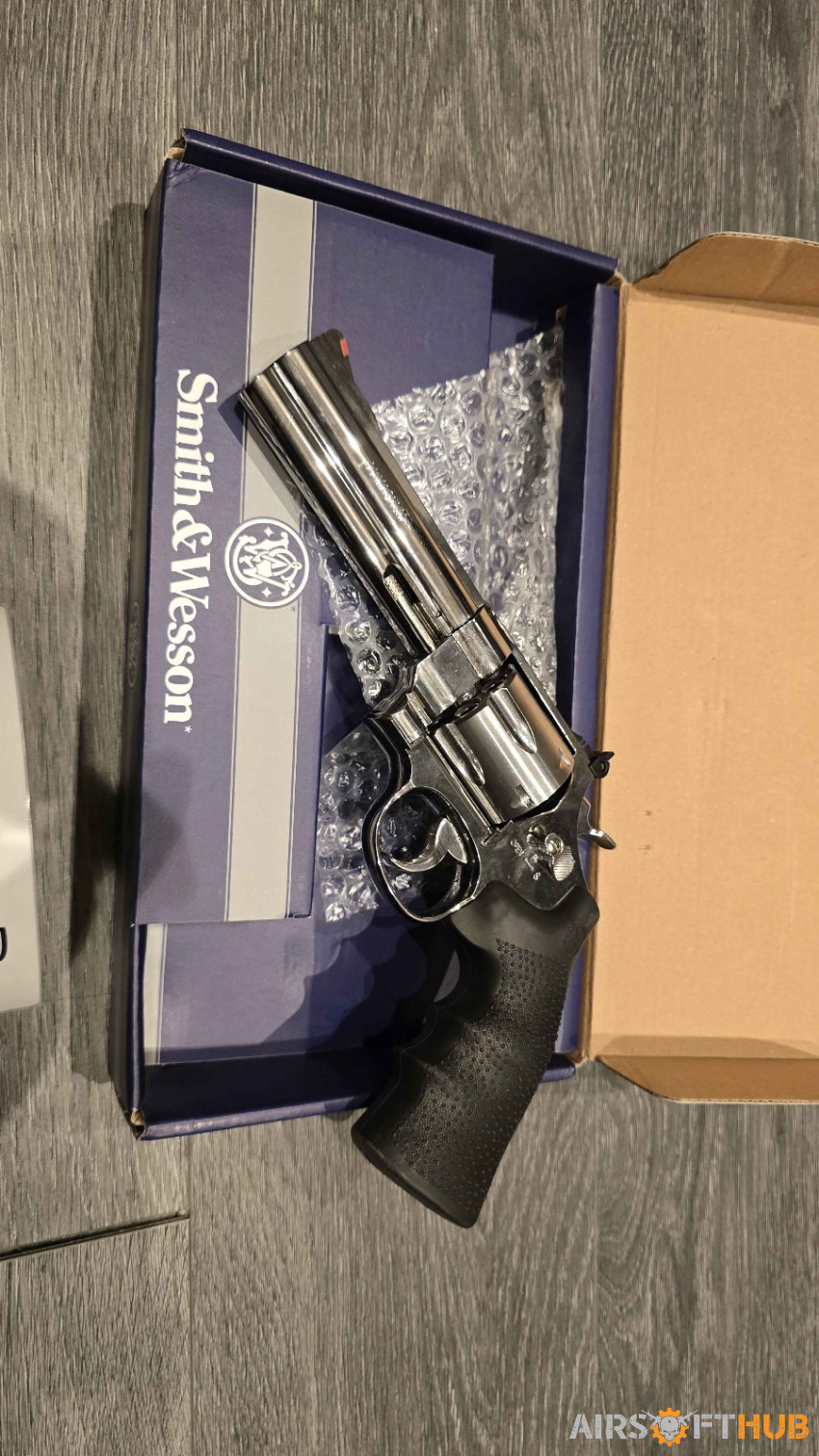 Smith & Wesson 629 Classic - Used airsoft equipment