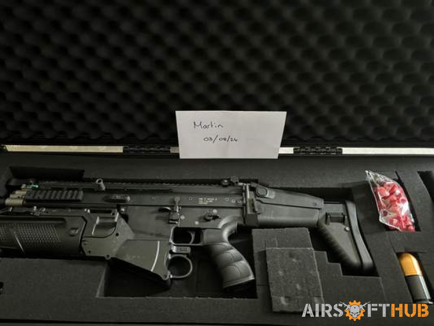 WE SCAR H with ARES UGL - Used airsoft equipment