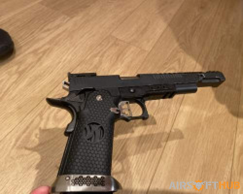 We sports pistol and accessori - Used airsoft equipment