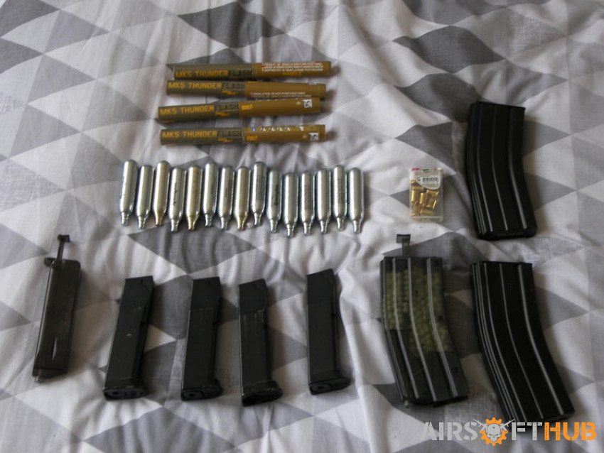 Full Airsoft kit - Used airsoft equipment