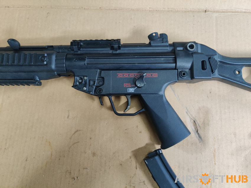 Cyma MP5 + mags + batteries - Used airsoft equipment