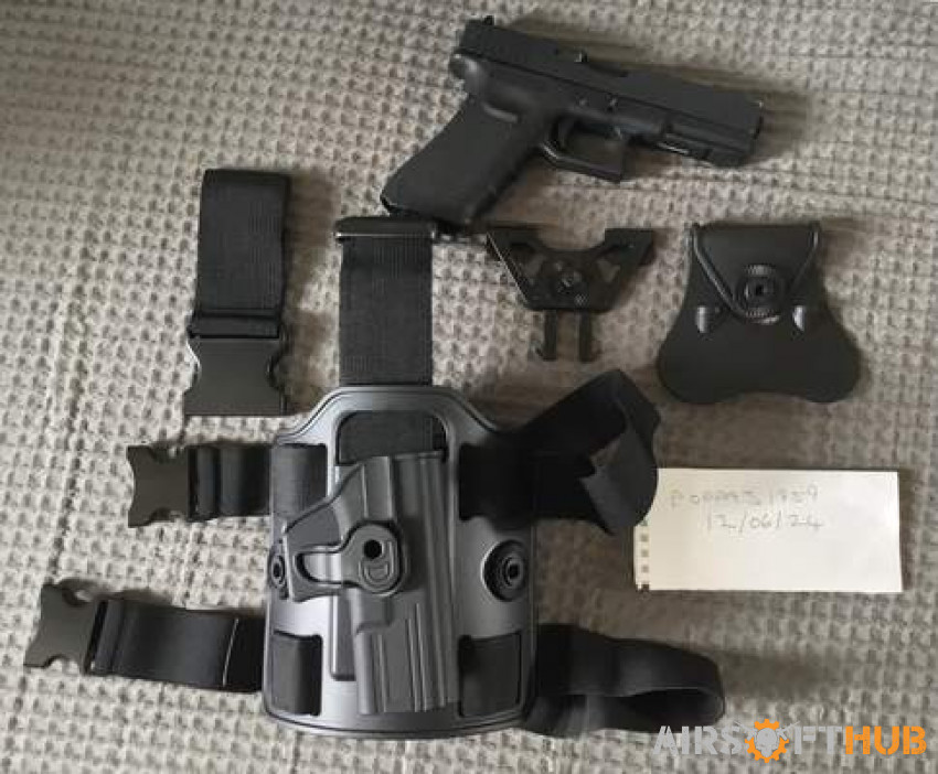 Glock 18c and holster rig - Used airsoft equipment