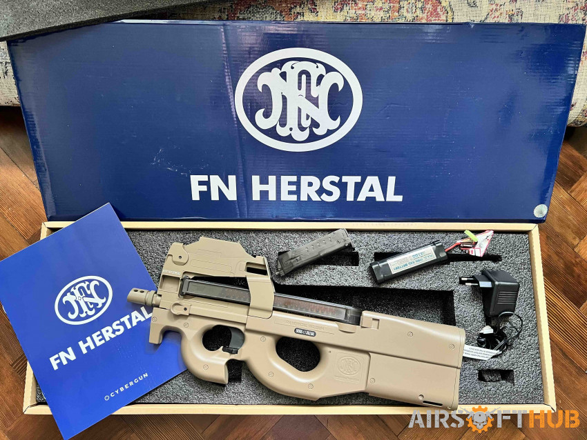 Cybergun FN P90 - As New - Used airsoft equipment