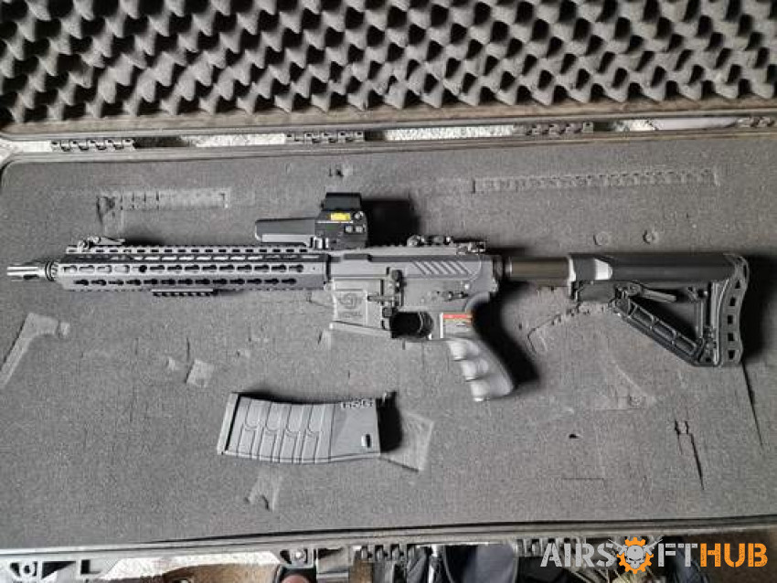 CM16 Assault Rifle - Used airsoft equipment