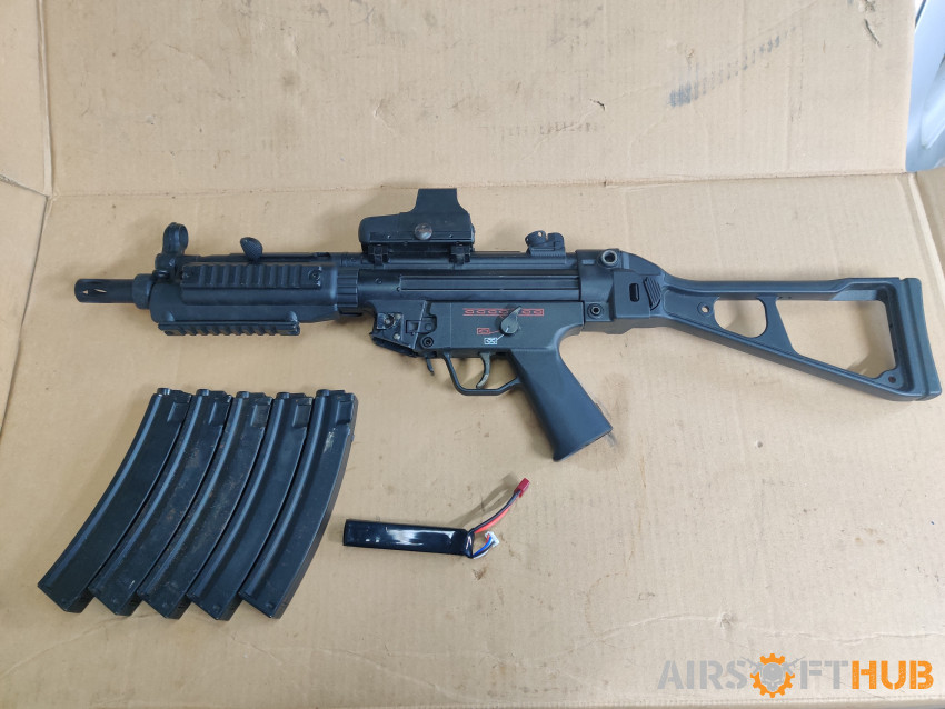 Cyma MP5 + mags + batteries - Used airsoft equipment