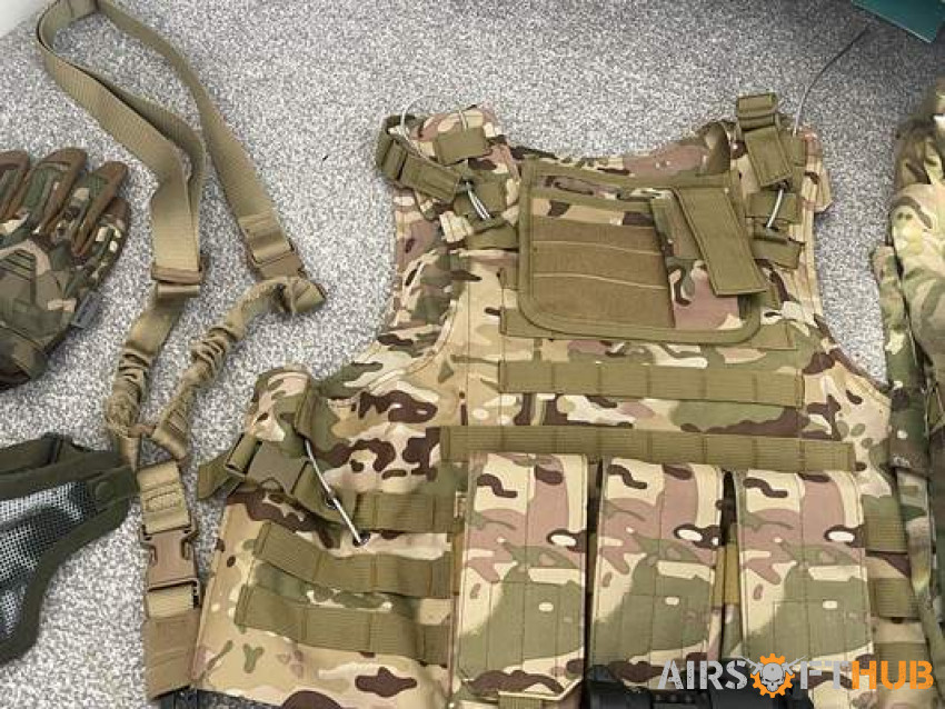 Clothing - Used airsoft equipment