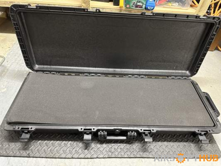 XL peli case - Used airsoft equipment