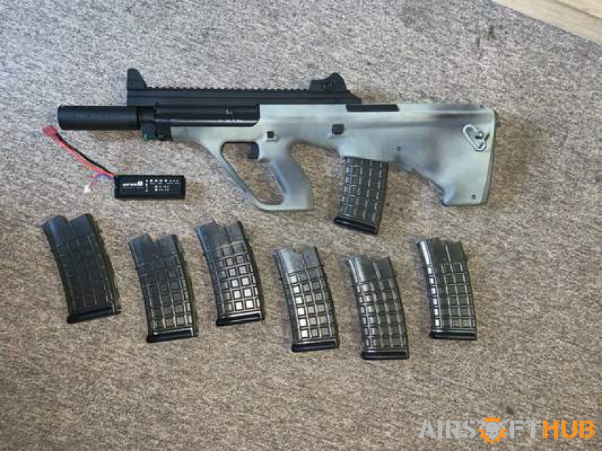 Snow wolf AUg Para - Used airsoft equipment