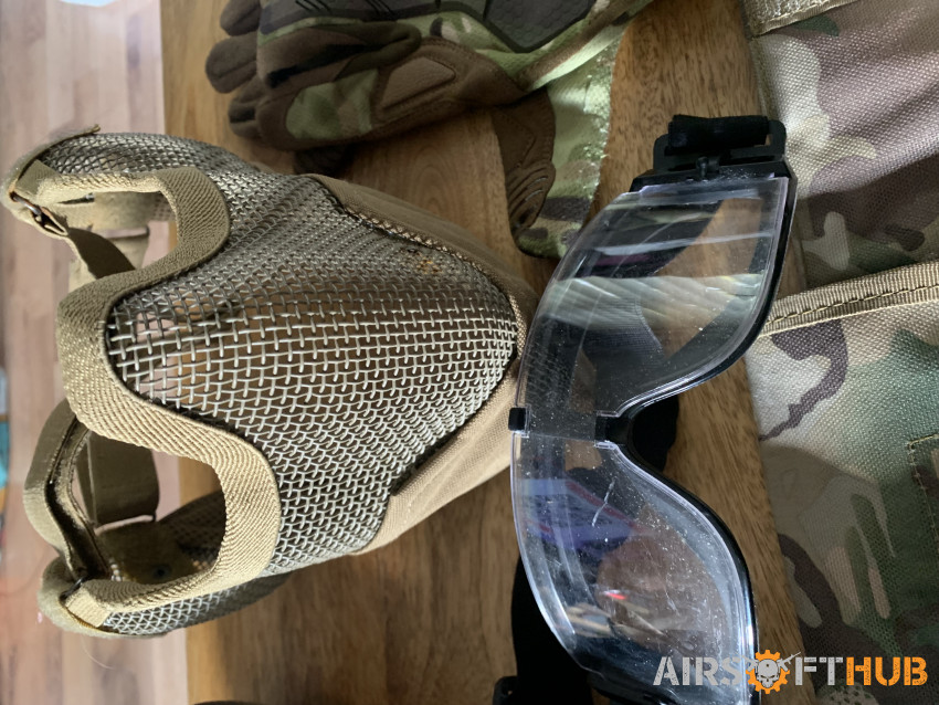 Body Armour and more - Used airsoft equipment