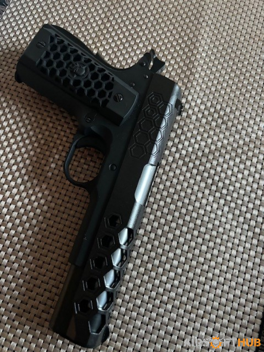 WE 1911 Hex Pistol - Black - Used airsoft equipment