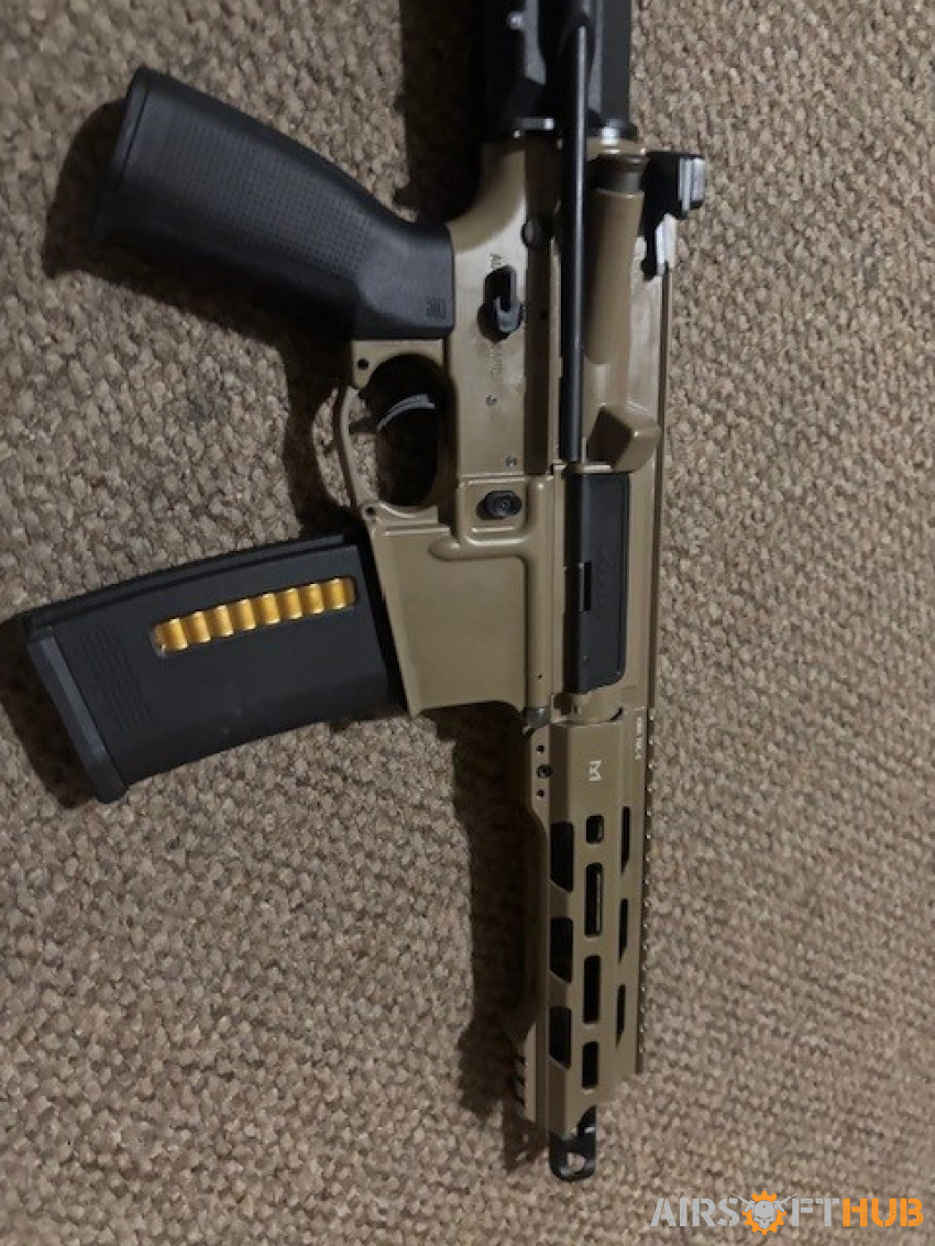 KWA Ronin Riffle - Used airsoft equipment