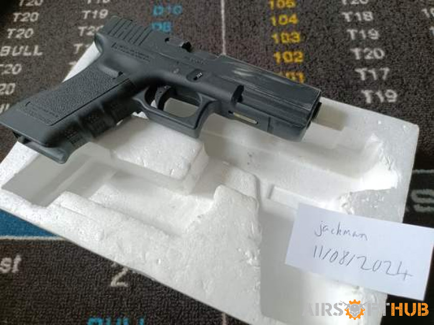 WE Glock 17 Gen 3 boneyard - Used airsoft equipment