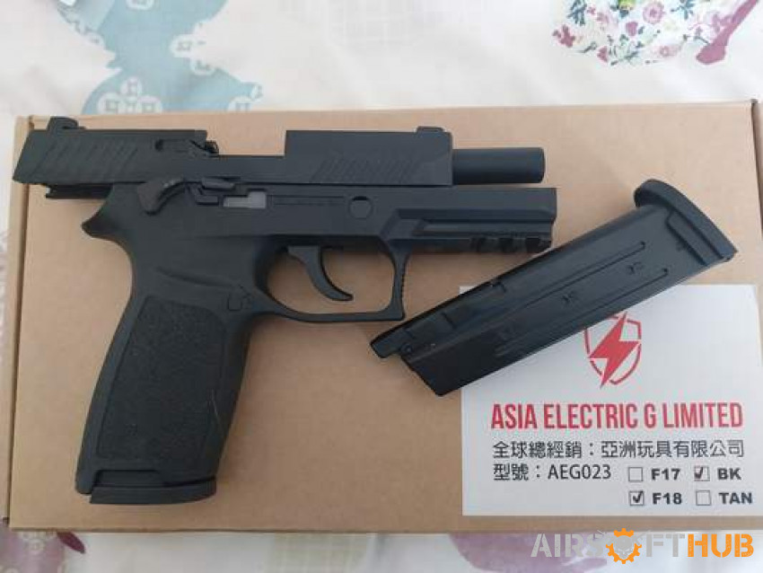 we/aeg sig sauer m18 - Used airsoft equipment