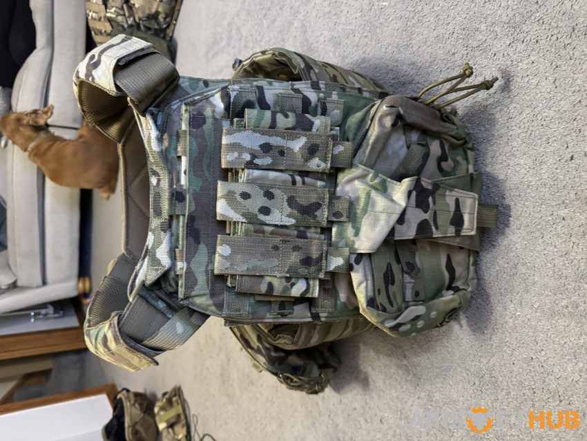 plate carrier + plates - Used airsoft equipment