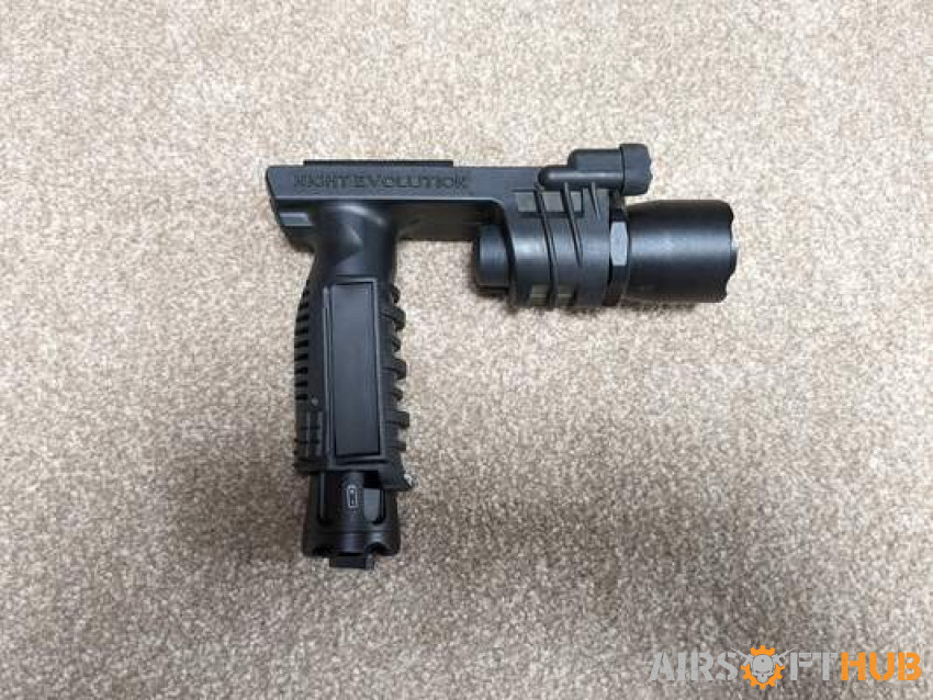 Night evolution Surefire 910a - Used airsoft equipment