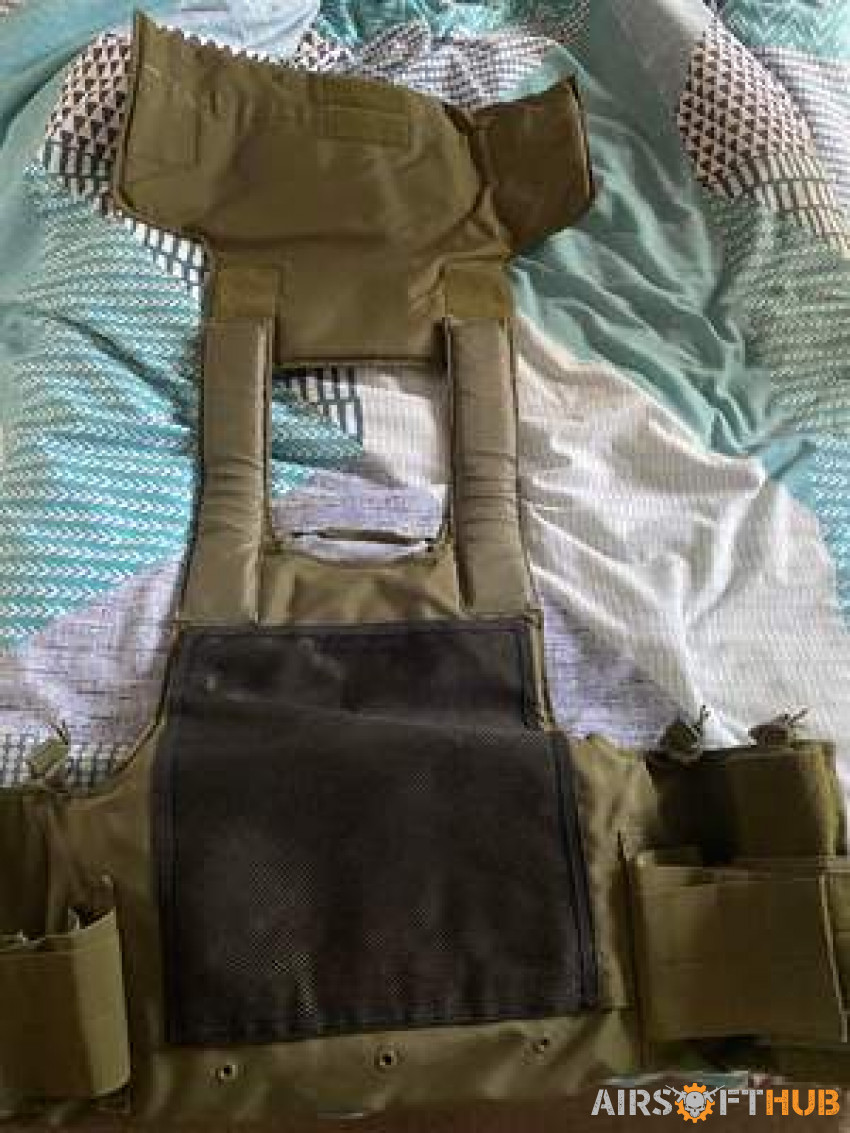 Airsoft starter vest - Used airsoft equipment