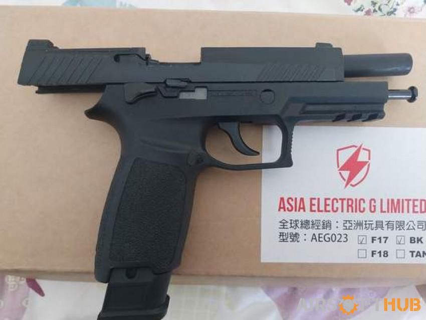 we/ aeg Sig sauer p320 m17 gbb - Used airsoft equipment