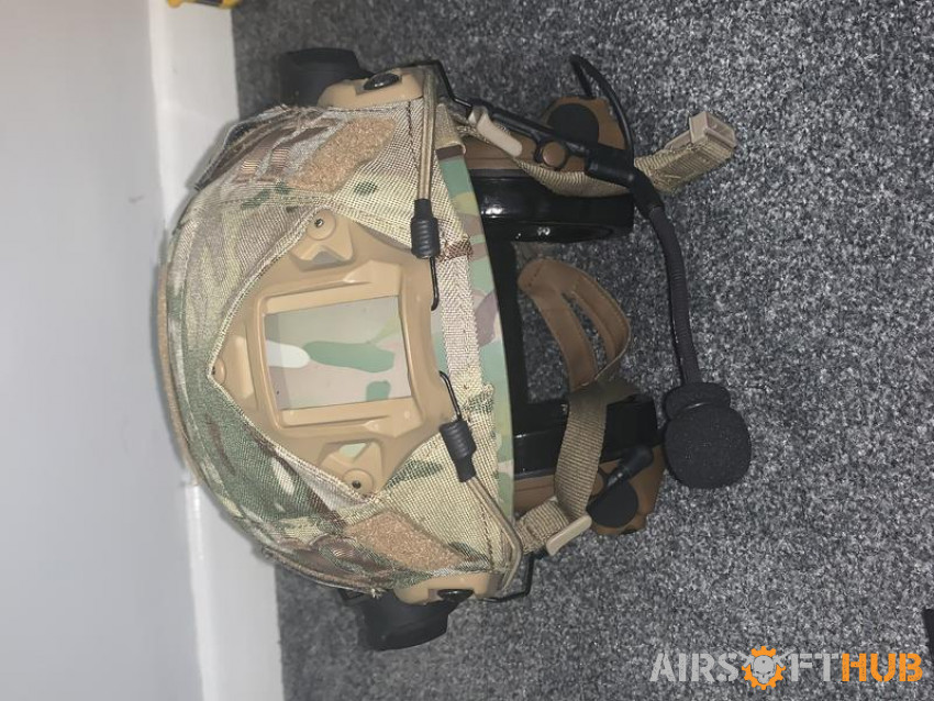 Tactical helmet setup - Used airsoft equipment