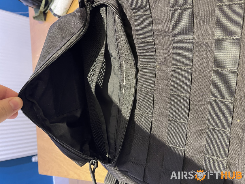 Black plate carrier - Used airsoft equipment