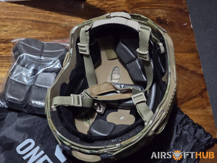 OneTigris Fast helmet Multicam - Used airsoft equipment