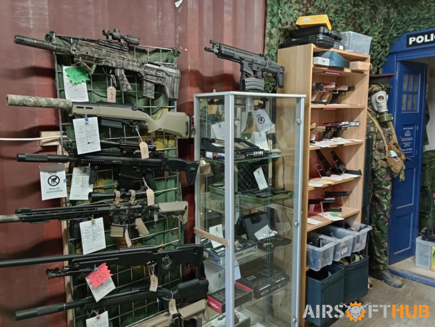 over 200 rifs available - Used airsoft equipment