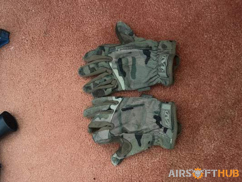 Airsoft Guns + Accessories - Used airsoft equipment