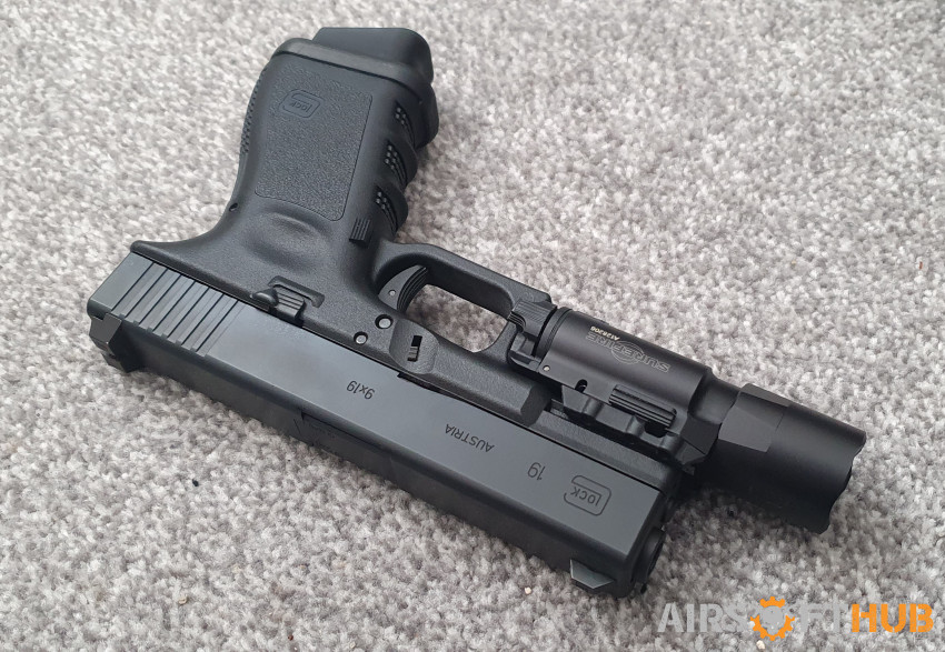 Ultimate Steel Glock 19 Packag - Used airsoft equipment