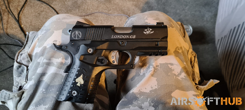 Aw custom 1911 compact - Used airsoft equipment