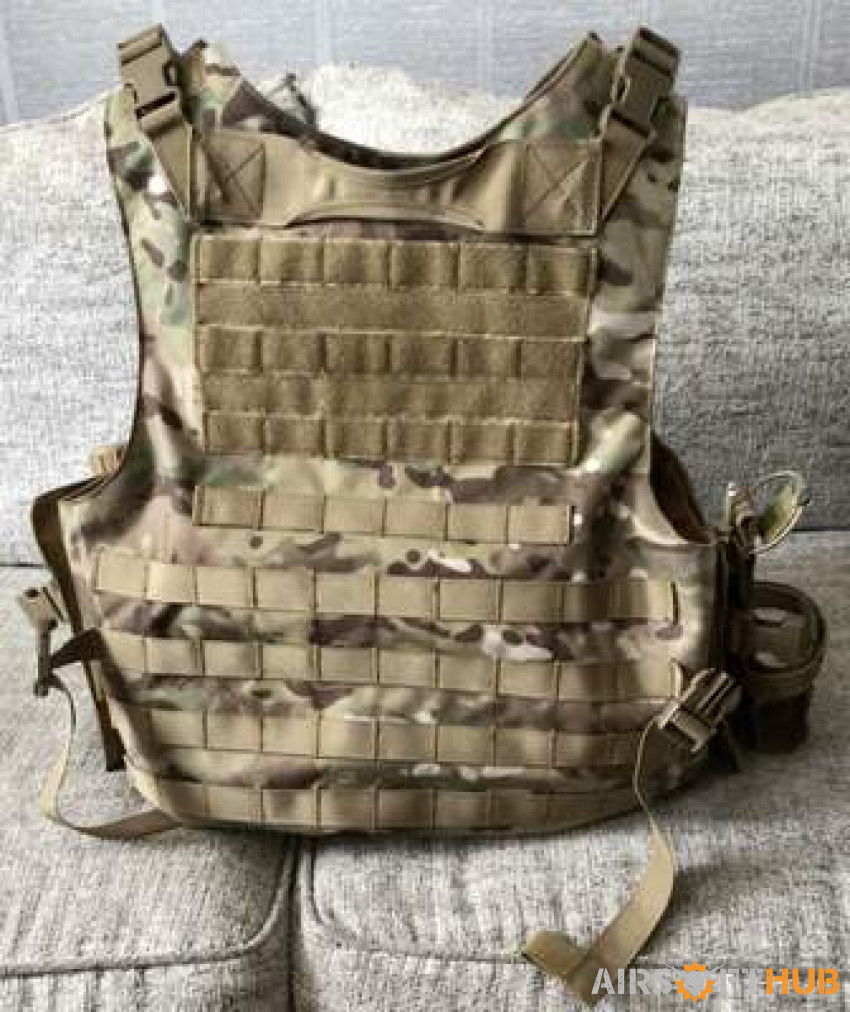 8Fields plate carrier - Used airsoft equipment