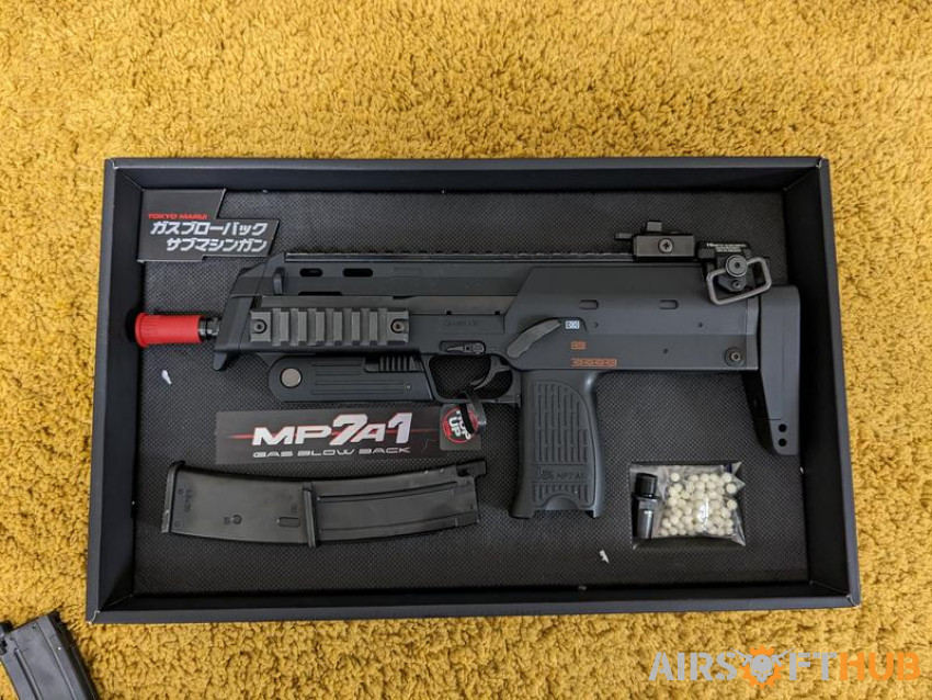 Tokyo Marui mp7a1 with 4 mags. - Used airsoft equipment