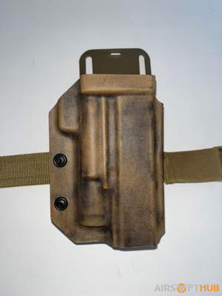 Universal Kydex DC5 Holster - Used airsoft equipment