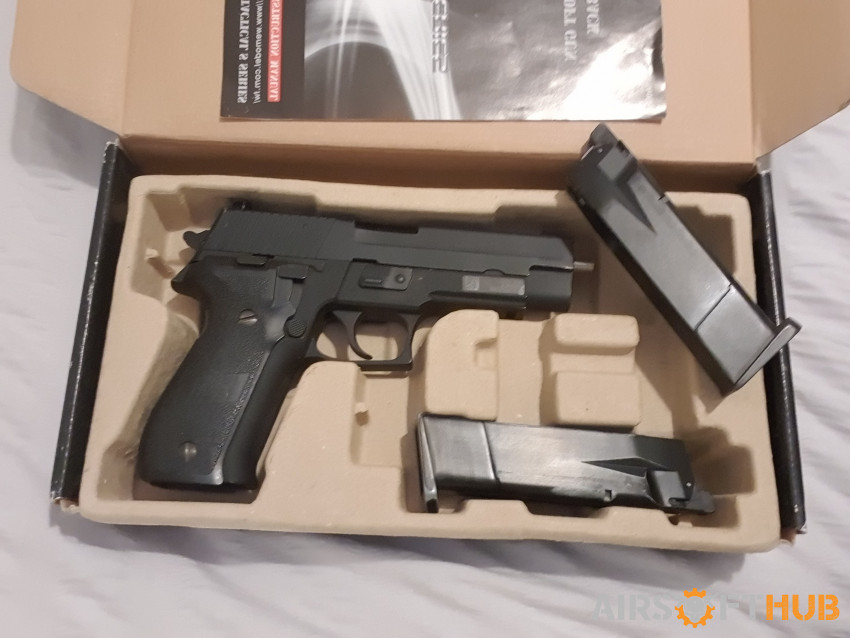 We F226 pistol Upgraded + mags - Used airsoft equipment